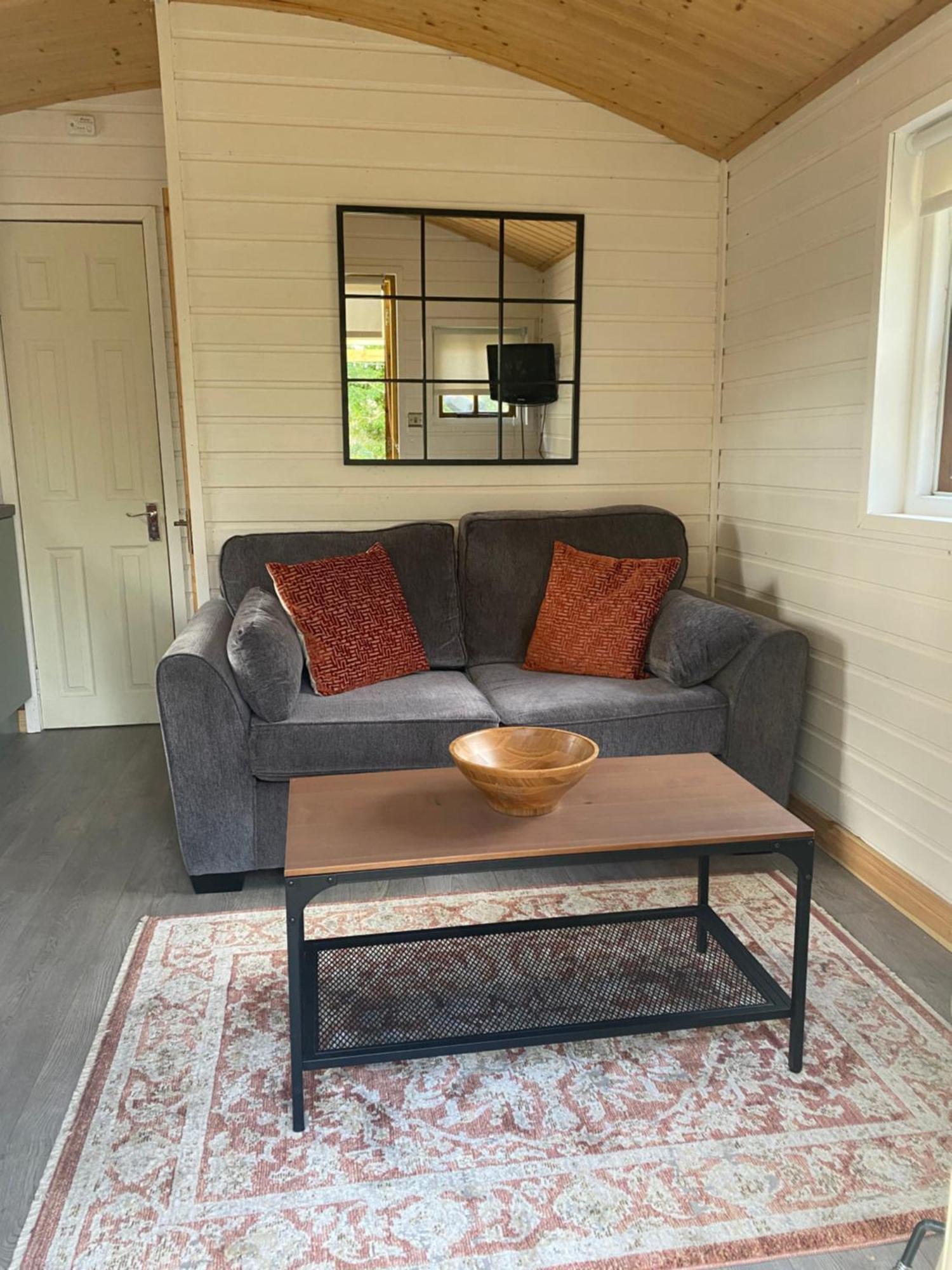 Letterkenny Cabin Exterior photo